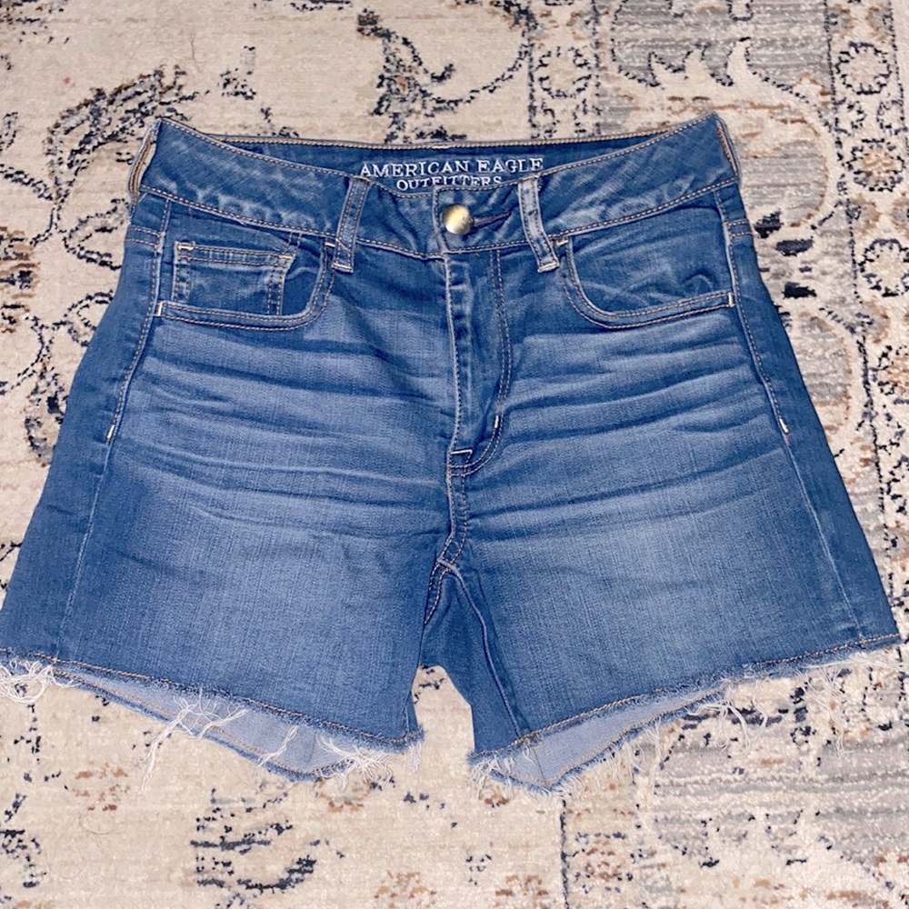 American Eagle high rise shortie